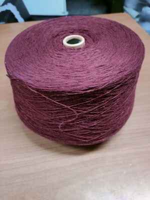 Thick knitting yarn burgundy new 2/20