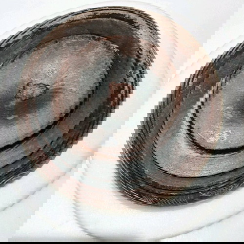 Ръчно изработена издълбана пепелник с камък от Мъртво море като нов