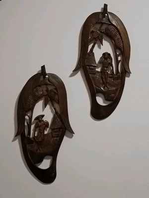 Wooden wall carvings, dimensions 30 x 65, set of 2