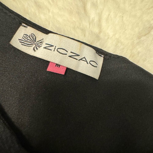 Black classic ZicZac dress like new, size M