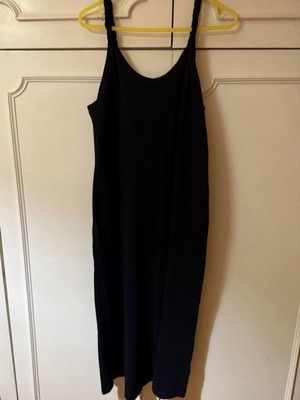 H&M midi black jersey dress like new, size S