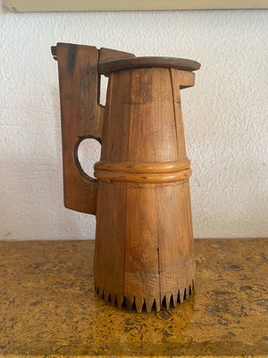 Wooden jug used, height 19 cm, diameter 10 cm