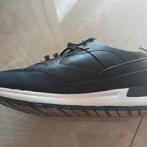 Leather Casual Shoes like new, size 43, black and white