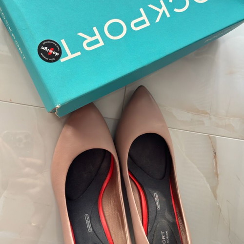 Rockport Adidas anatomical pumps size 37.5 beige like new