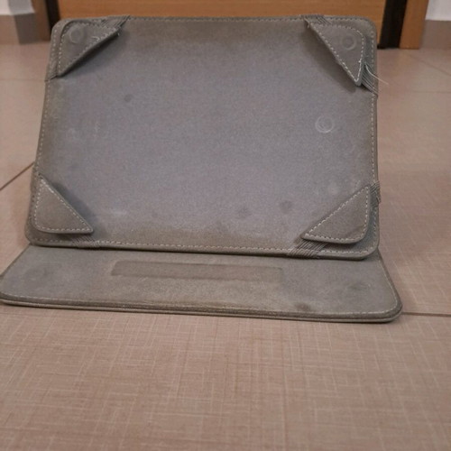 Tablet case like new with approx. 17×23 cm size and standing support