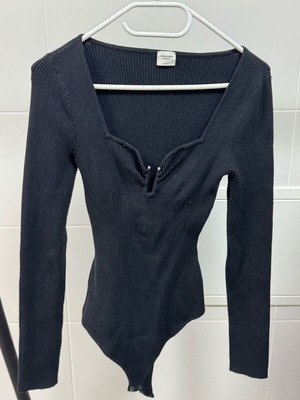 Bodysuit Abercrombie & Fitch size S like new, black