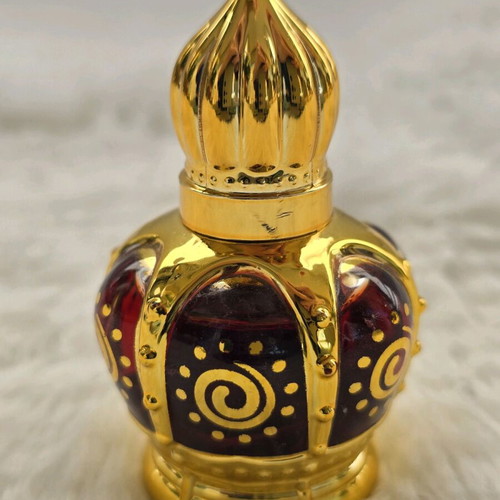 Miniature roll on perfume like new, regular Eau de Parfum