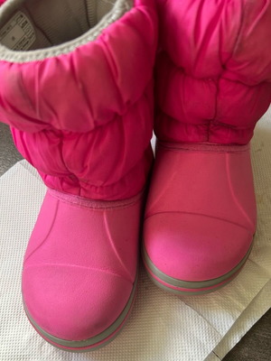Crocs kids boots used, size 25, pink, warm and waterproof