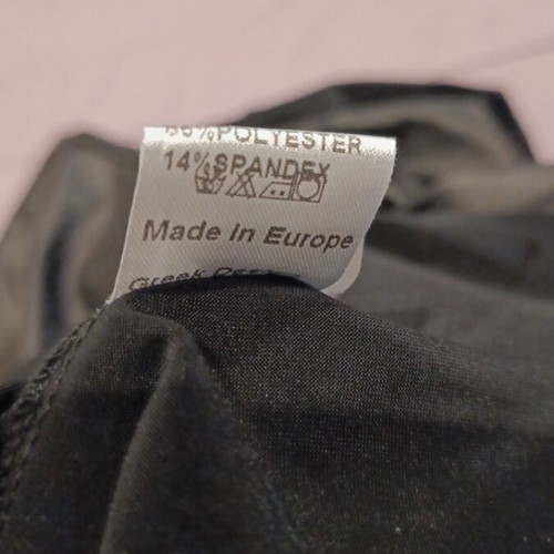 Women's leather-effect blouse size M like new, black