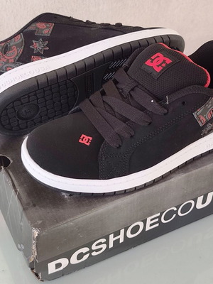 DC Court Graffik Sneakers Multi black size 39 new
