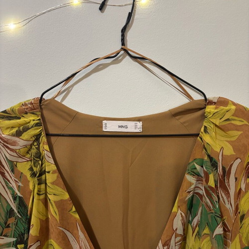 Mango midi dress new, size Medium, multicolored