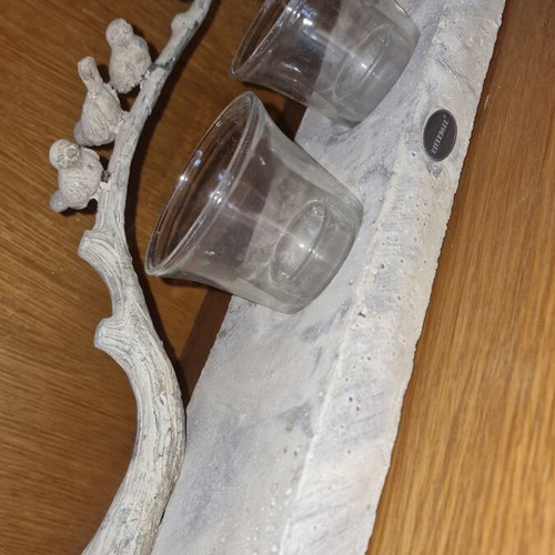 Decorative candle holder with birds