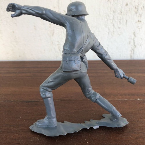 Large plastic Marx soldier used, World War II series 1970s