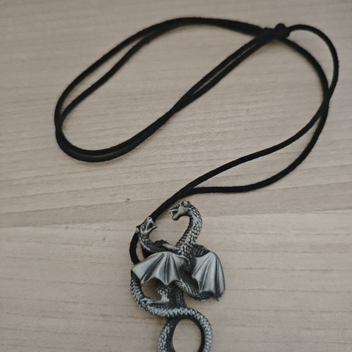 Metal Gemini Dragons Pendant like new