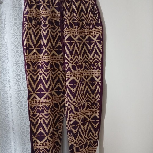 Summer printed pants used, size small/medium, beige and purple