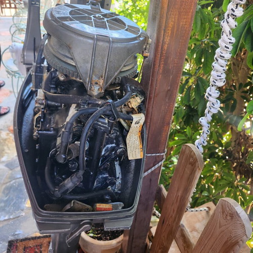 Tohatsu 25 outboard motor, long shaft