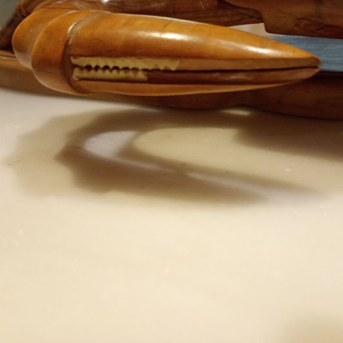 Handmade wooden crab-shaped jewelry box like new