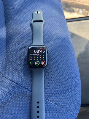 Apple Watch Series 7 (GPS) 45mm σε πολύ καλή κατάσταση