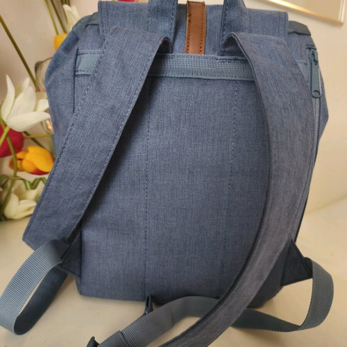 Herschel Supply Co Dawson Small backpack blue like new