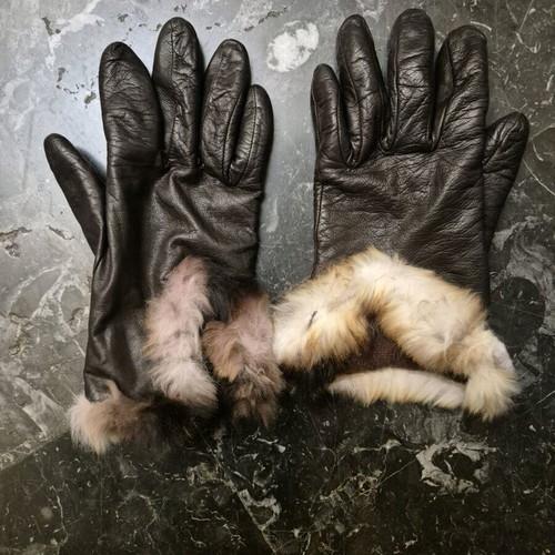 Leather gloves brown like new with fur trim