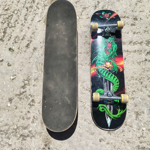 Skateboards pack of 2, almost new