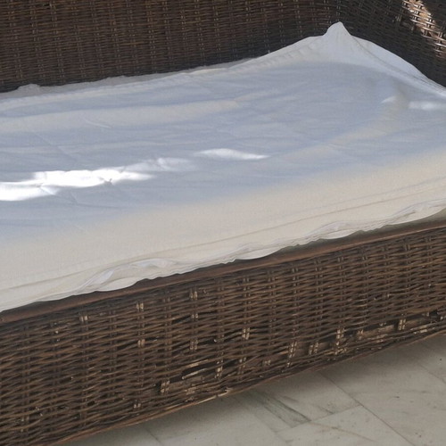 Bamboo three-seater sofa used with cushion without cover