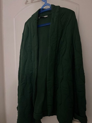 Helmithea jacket like new, olive color, size M
