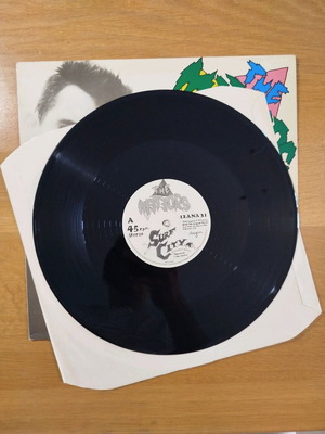 The Meteors Surf City 12" single used 1986 Anagram Records