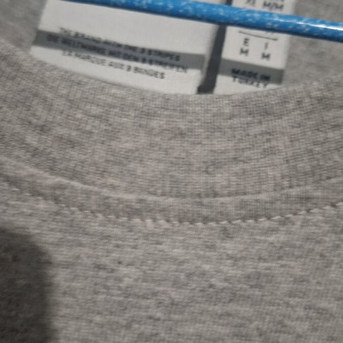 Adidas T Shirt M new, grey