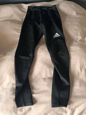 Κολάν Adidas αντρικό για τρέξιμο μεταχειρισμένο, με μικρή ατέλεια