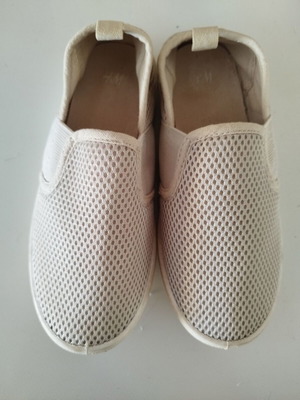 Πάνινα sneakers H&M χωρίς κορδόνι, μέγεθος 31, ελαφρώς χρησιμοποιημένα
