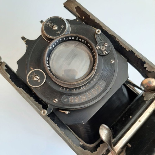 Certo Compur DRP camera used, f=13.5 cm 1:4.5