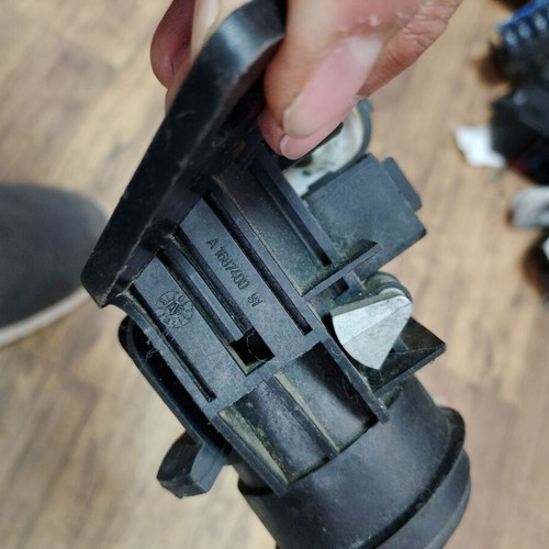 Mercedes-Benz W168 trunk lock A 168740091