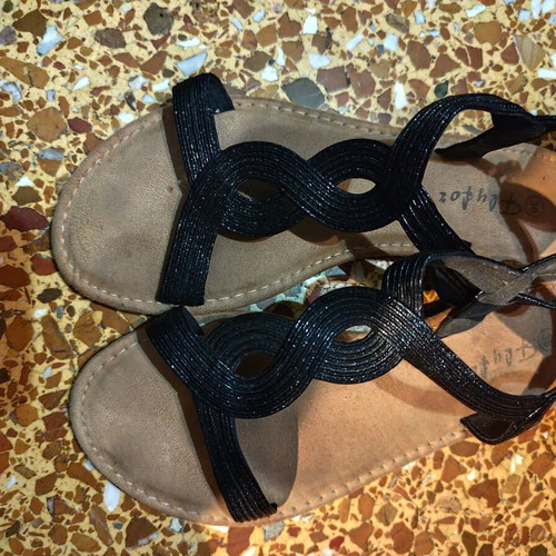 Black sandals used size 38