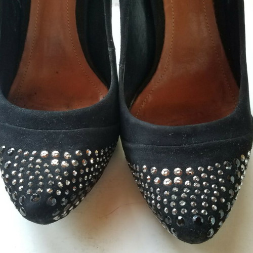 Schutz leather pumps size 39 black like new