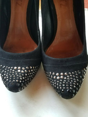 Schutz leather pumps size 39 black like new
