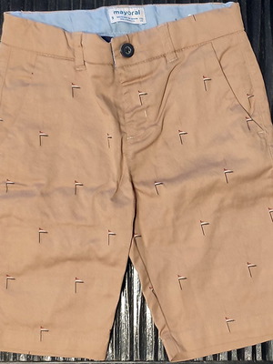 Boys' shorts like new pack of 3 for ages 5-6
