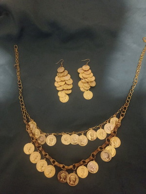 A.L.E. necklace and earrings new, gold color, handmade