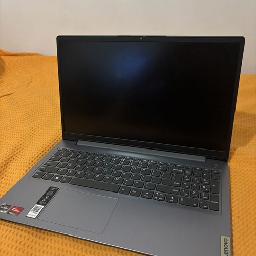 Lenovo IdeaPad 3 laptop, 15-inch, Ryzen 5 5500U, 8GB RAM, 512GB SSD, Windows 11