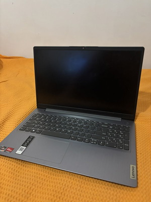 Lenovo IdeaPad 3 laptop, 15-inch, Ryzen 5 5500U, 8GB RAM, 512GB SSD, Windows 11