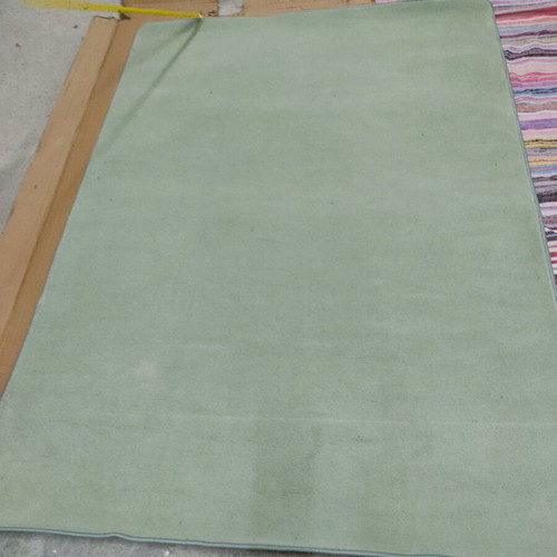 Rug with low pile, perfect for summer, turquoise color