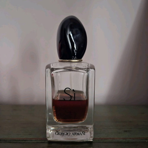 Si Armani au de parfum women's used 50ml
