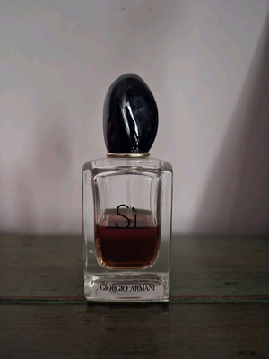 Si Armani au de parfum women's used 50ml