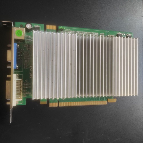 Point of View GeForce 8600 GT 512MB graphics card used, defective for parts
