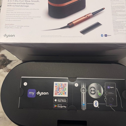 Dyson Airwrap Id hair styler like new