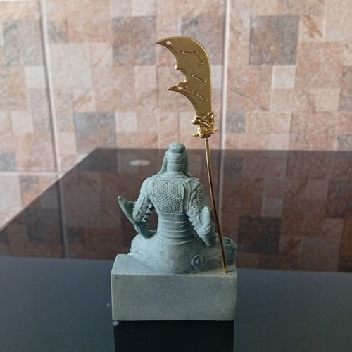 Guan Yu Feng Shui statue new, decorative collectible