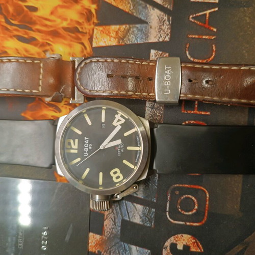 U-BOAT Classico 45mm automatic watch like new, black