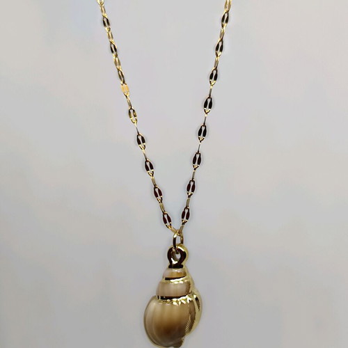 Shell necklace made of stainless steel like new, beige and gold