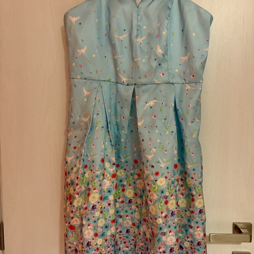 Axel dress size 44 satin like new, blue with floral pattern