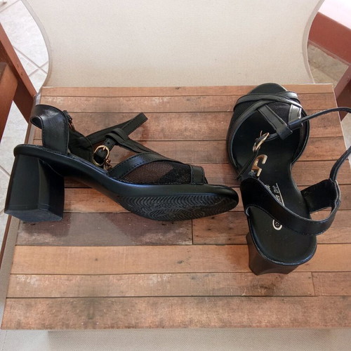 Black sandals like new, size 36, with 6.5cm block heel